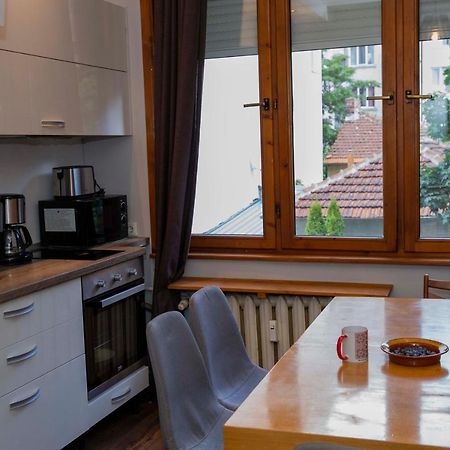 Central Sofia 3-Bedroom Apartment - Urban Art Gallery - Free Parking! Ngoại thất bức ảnh
