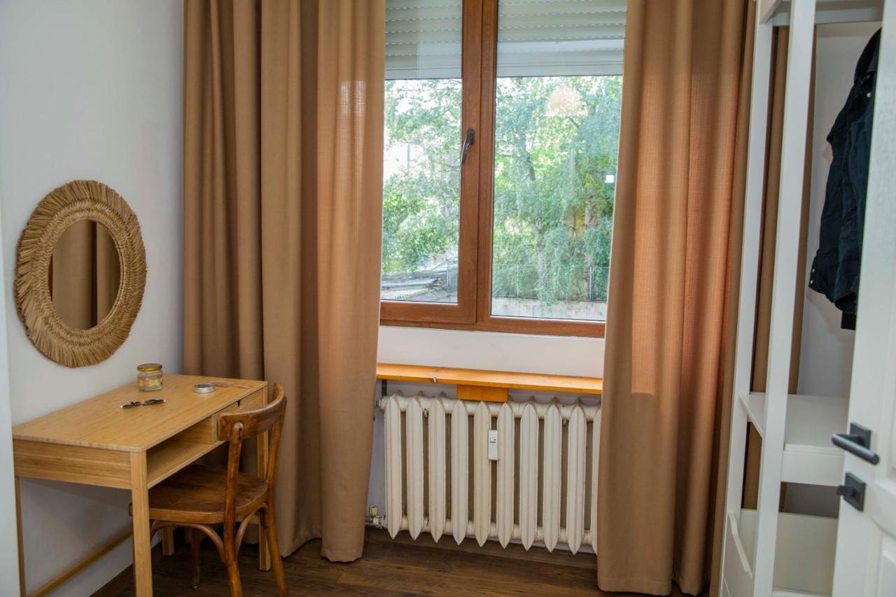Central Sofia 3-Bedroom Apartment - Urban Art Gallery - Free Parking! Ngoại thất bức ảnh